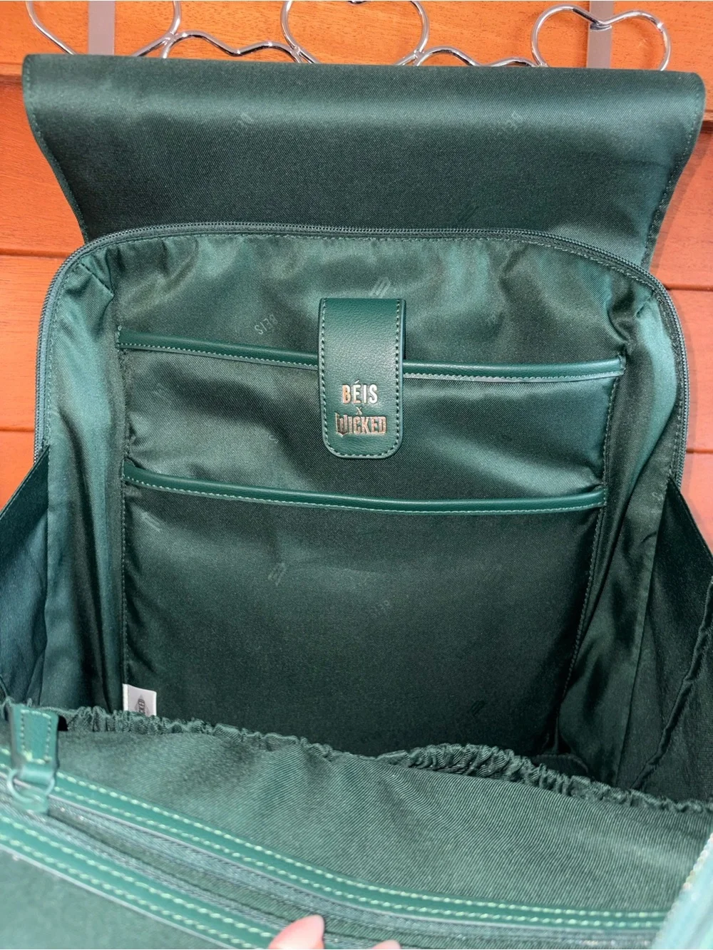 BÉIS WICKED LIMITED EDITION GREEN BACKPACK💚🖤RARE FIND